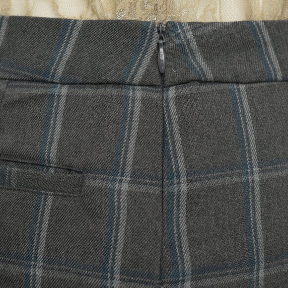GAP Mini Skirt, Size 4, Grey colour - Picture 4 of 7